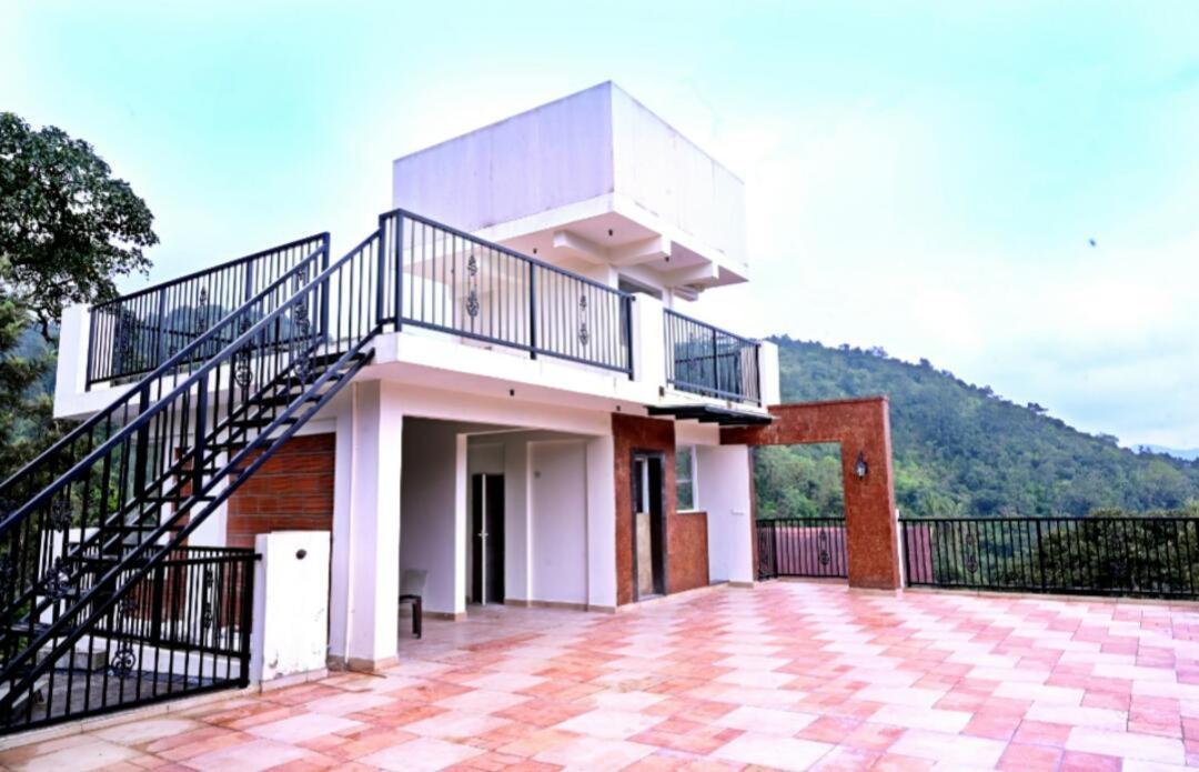 Coorg Vismaya Resort Madikeri Exterior photo