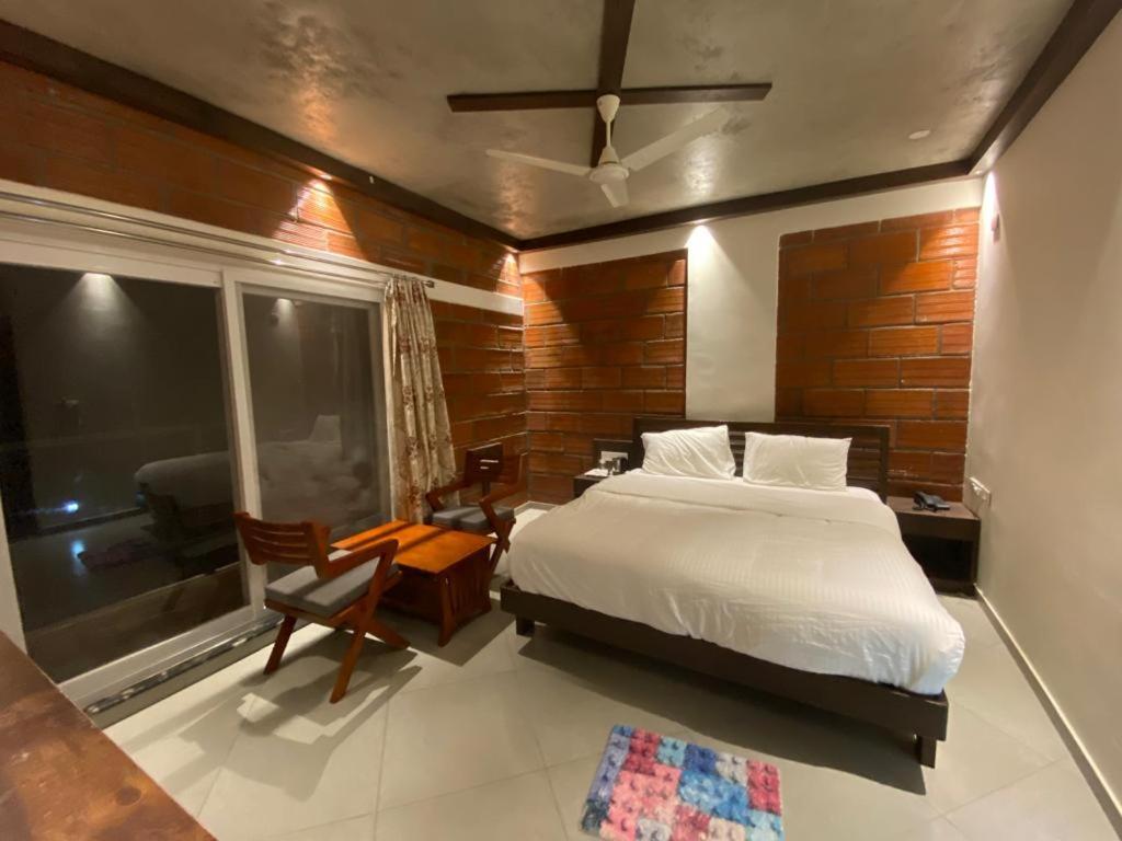 Coorg Vismaya Resort Madikeri Exterior photo